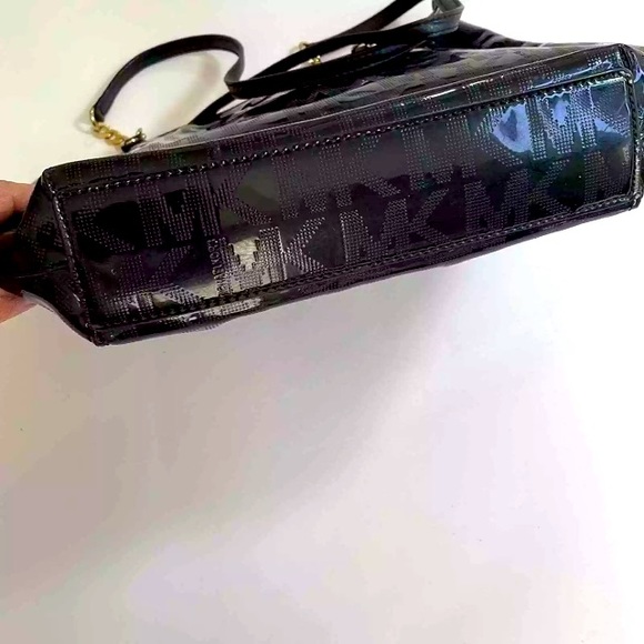 MICHAEL KORS JET SET SIGNATURE LOGO BLACK PATENT LEATHER CHAIN TOTE SHOULDER BAG - Picture 4 of 7